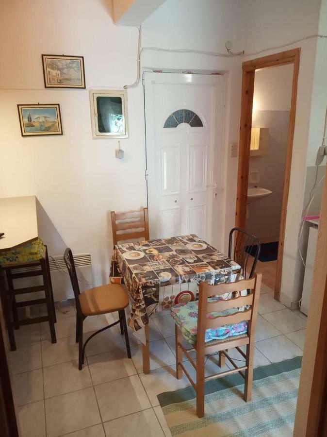 Grandma'S Apartment Каламбака Екстер'єр фото